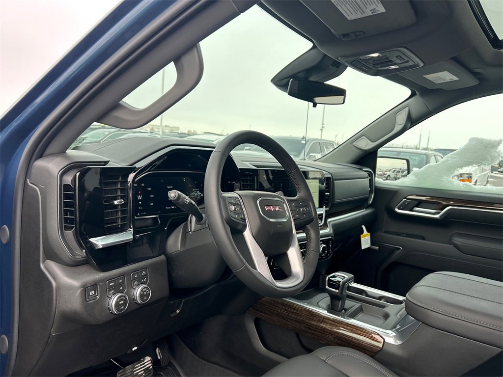 2026 GMC SIERRA - Image 17
