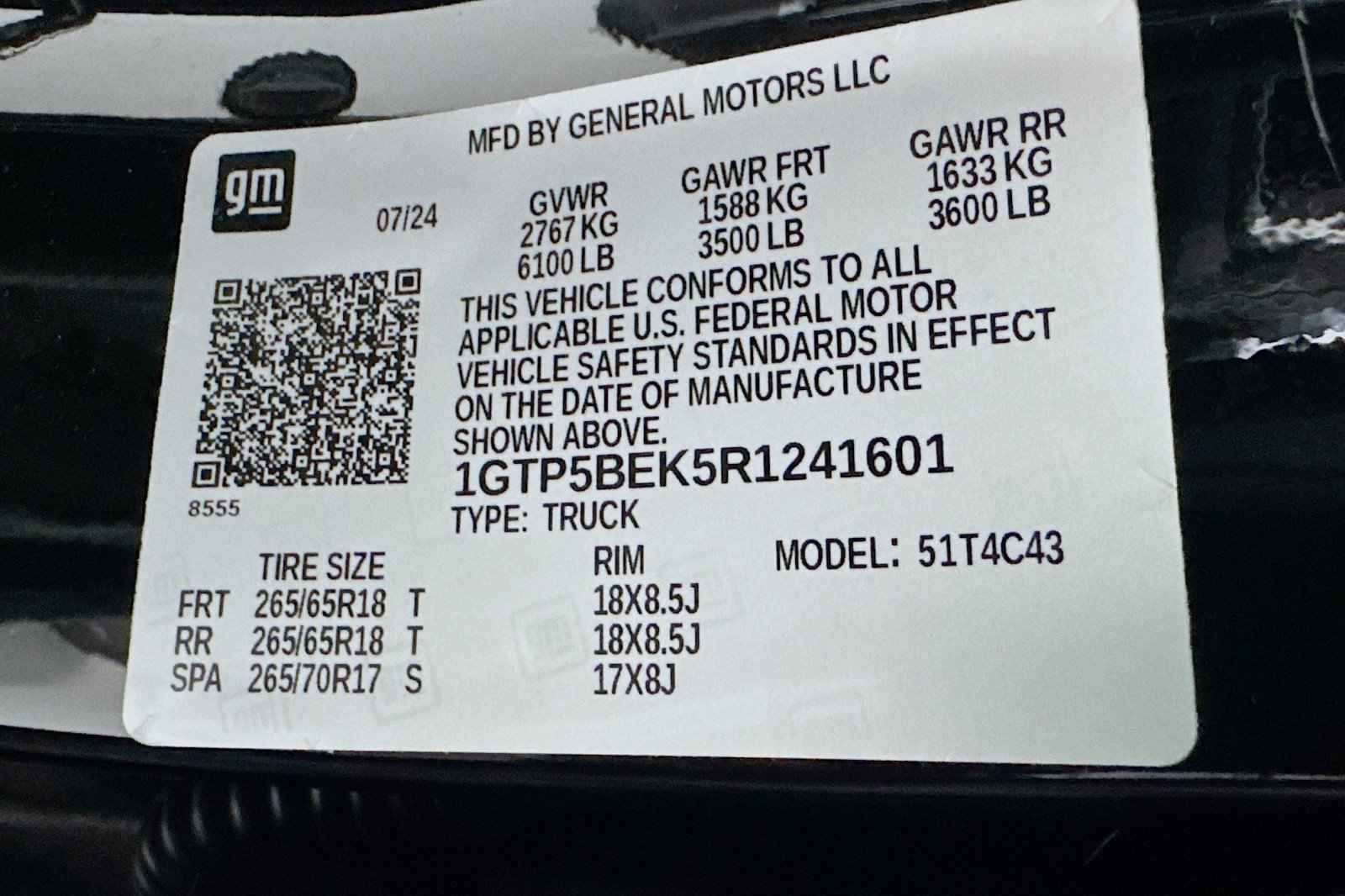 Used 2024 Onyx Black GMC 2WD Elevation image 24