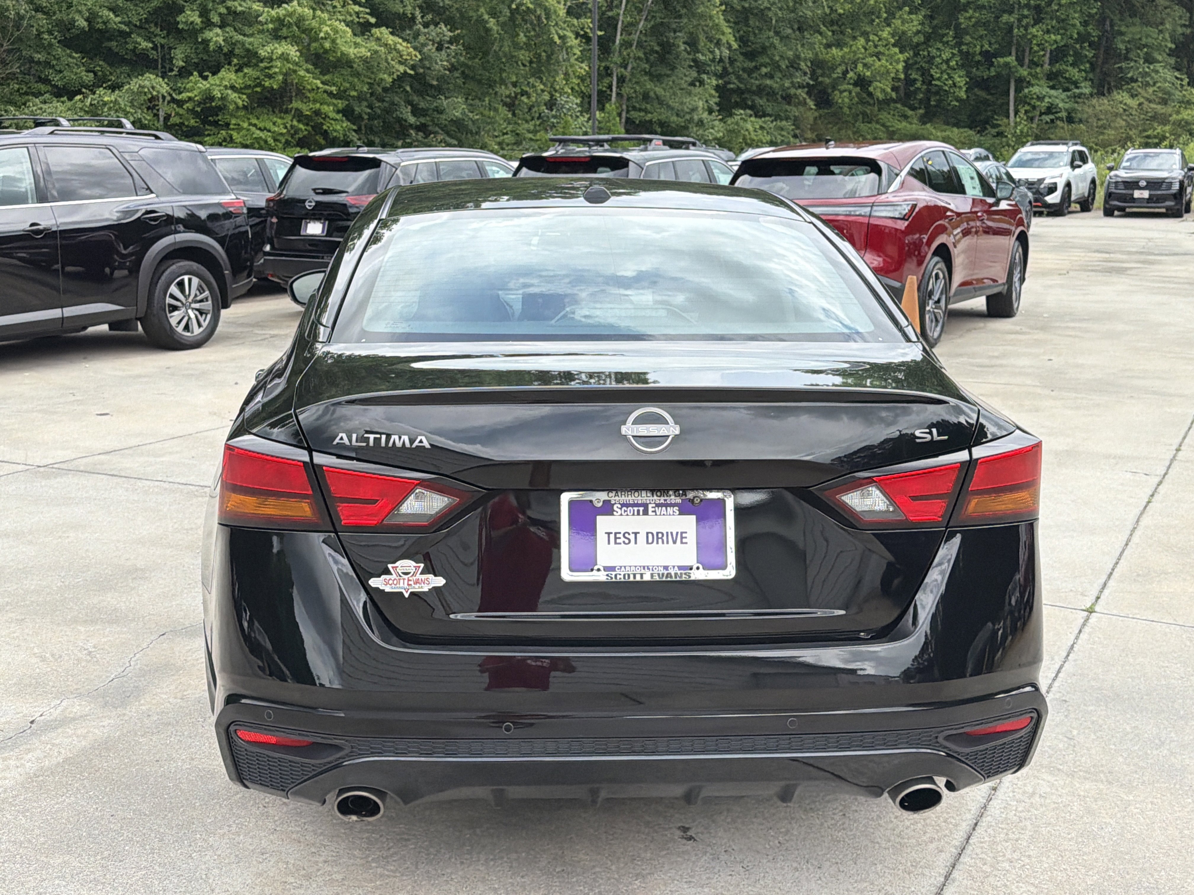 Used 2024 Super Black Nissan 2.5 SL image 7