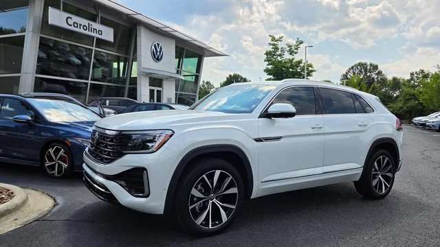 2026 Volkswagen Atlas Cross Sport 2.0T SEL Premium R-Line