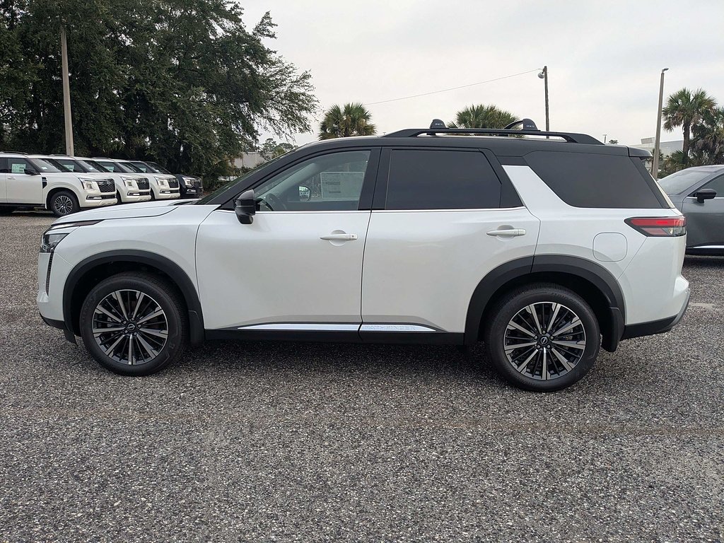 New 2026 Everest White Pearl TriCoat / Super Black Two-tone Nissan Platinum image 7