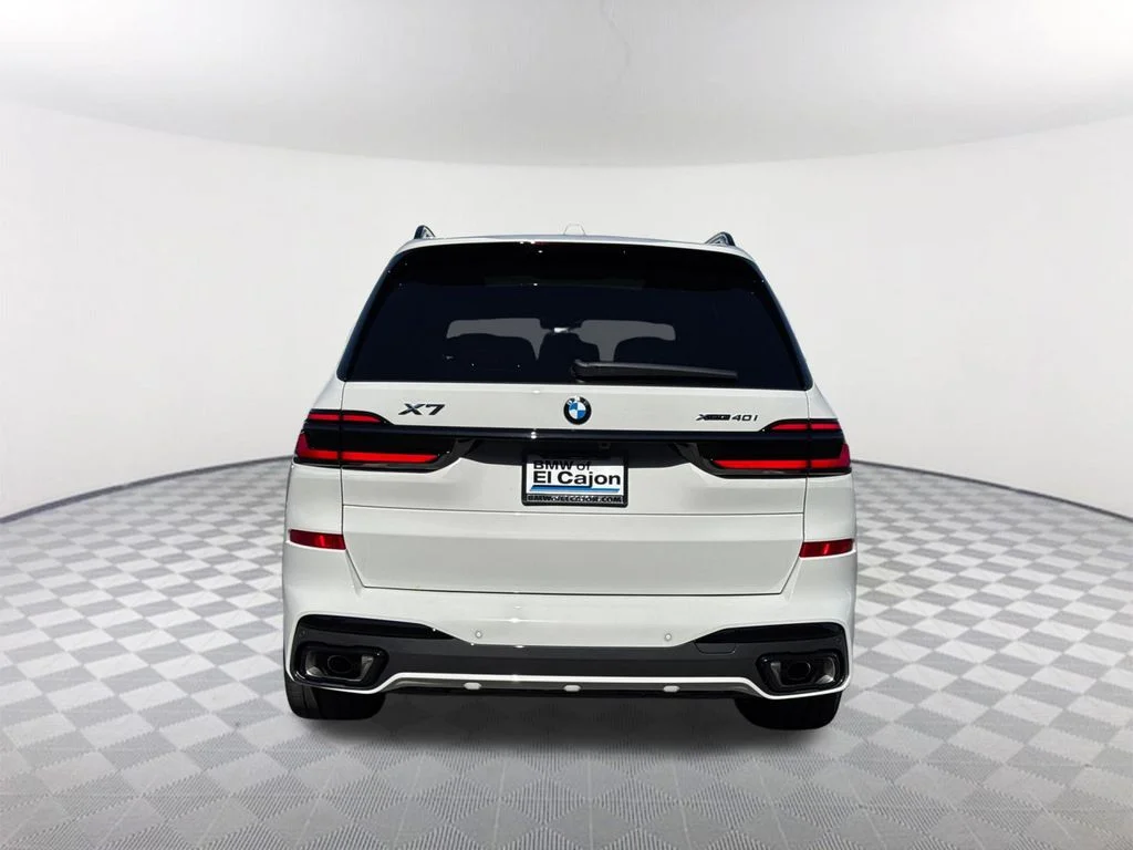 New 2027 White BMW xDrive40i image 5