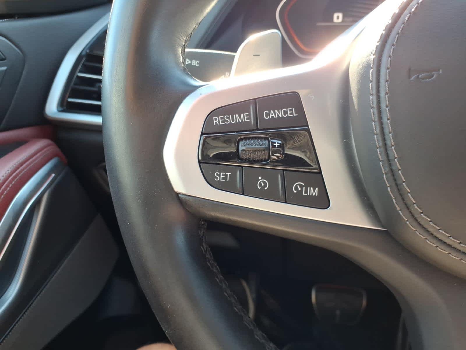 Used 2021 Black Sapphire Metallic BMW M50i image 24