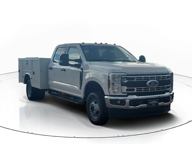 New 2026 Oxford White Ford XL image 3