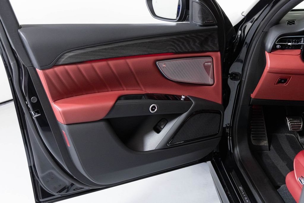 2026 Maserati Grecale Modena V6 - Photo 24