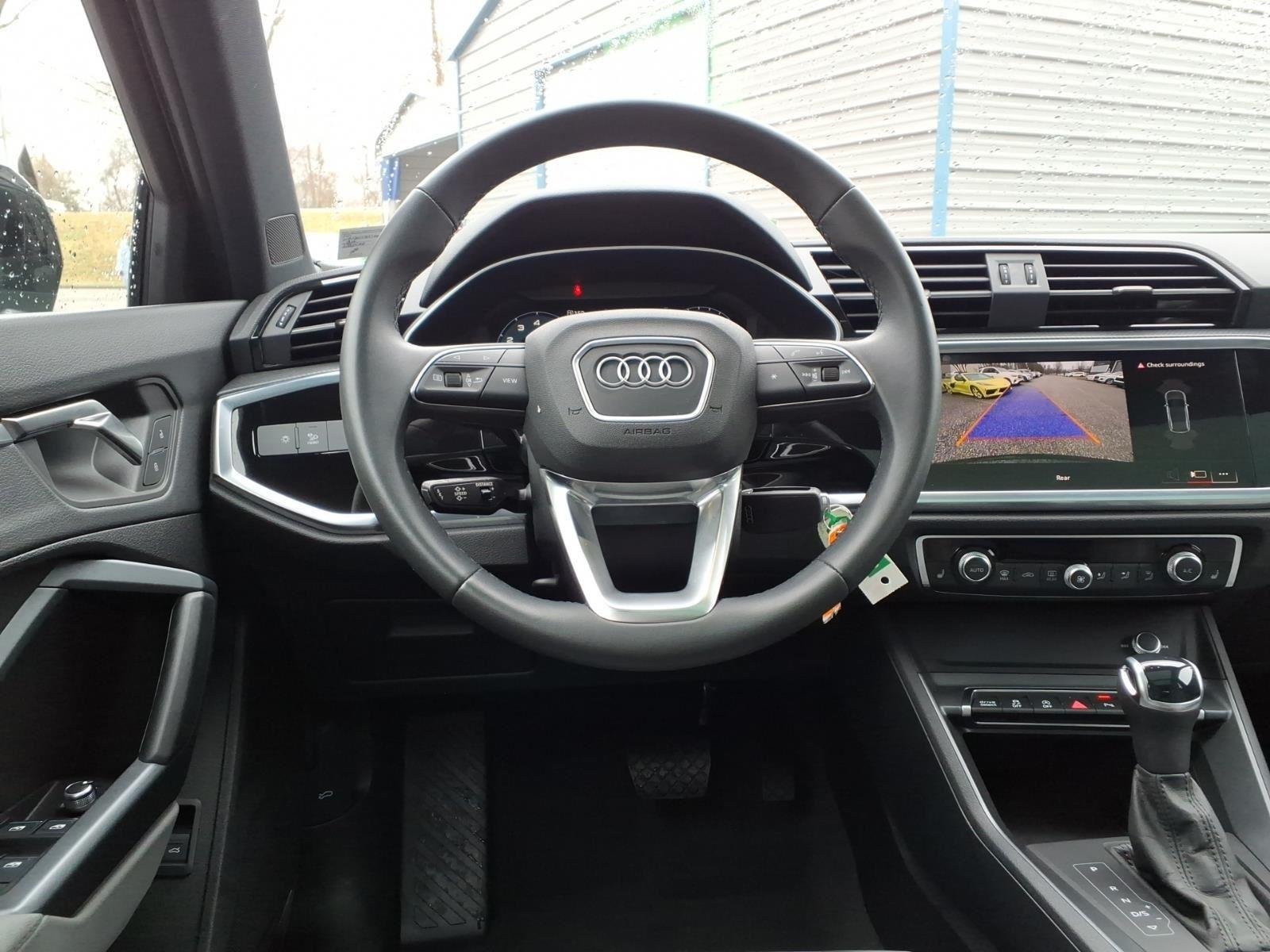 Used 2025 Mythos Black Metallic Audi S line Premium image 29