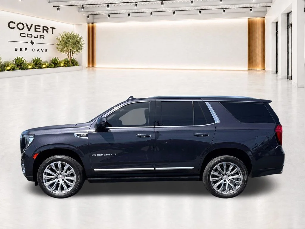 Used 2023 Silver GMC Denali image 5