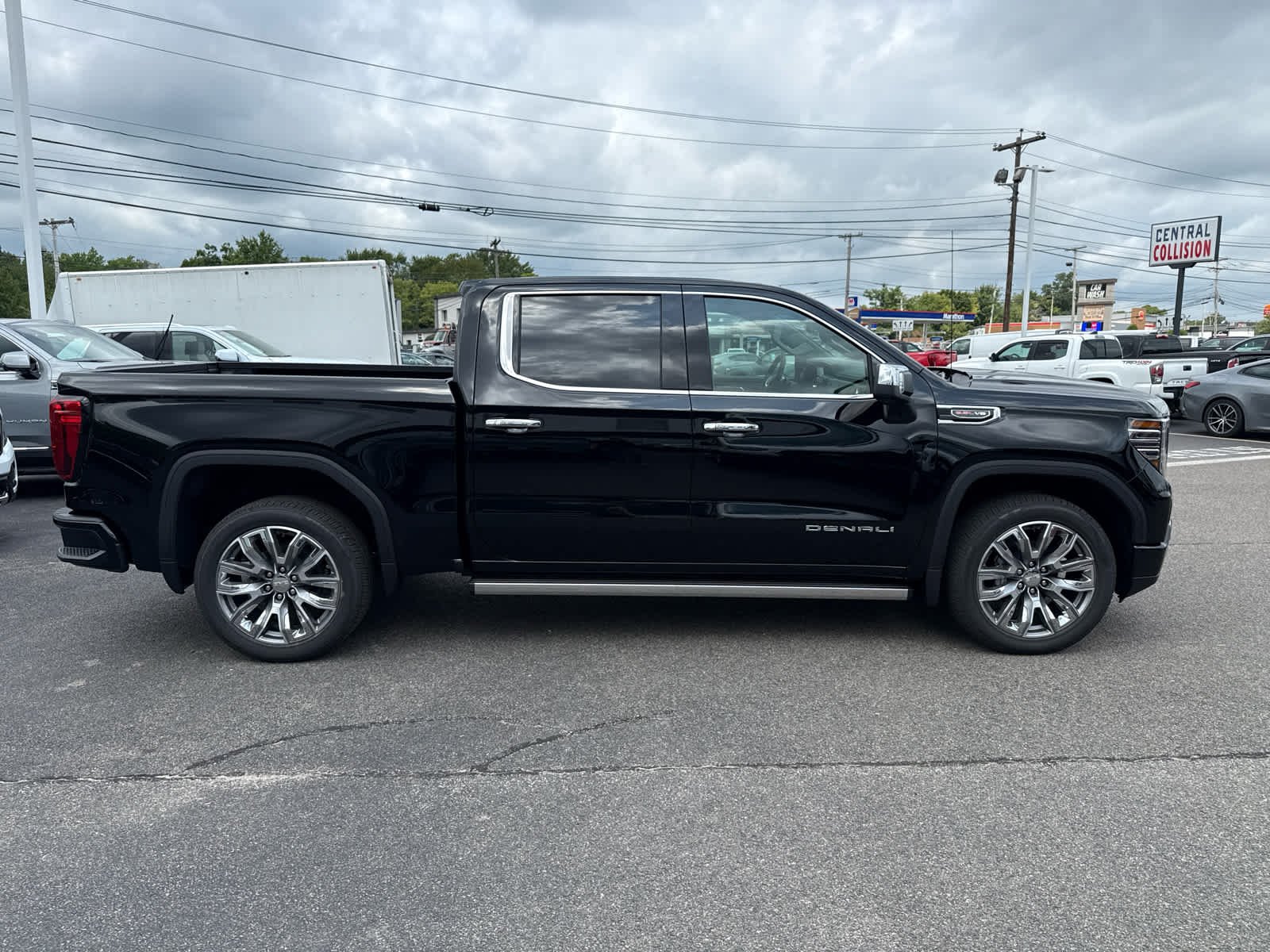 2026 GMC Sierra 1500 Denali - Photo 6