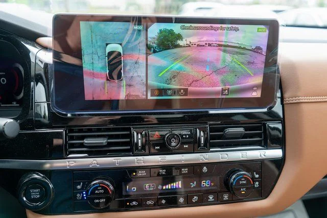 2026 Nissan Pathfinder Platinum - Photo 25