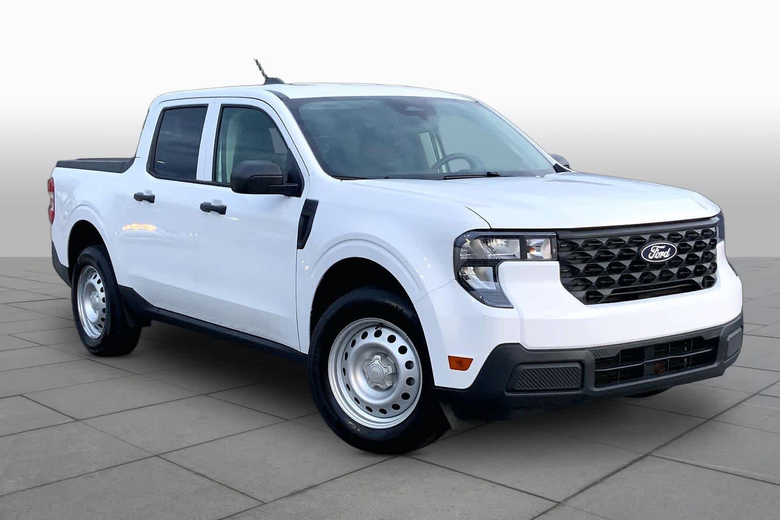 Used 2025 Oxford White Ford XL image 3