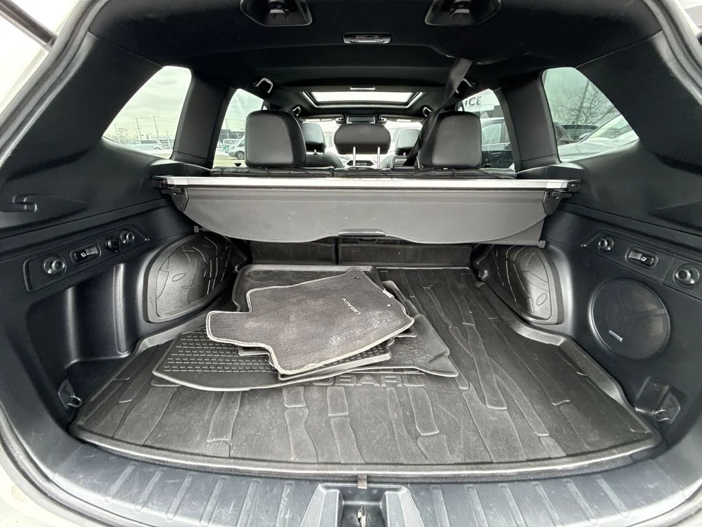 Used 2022 White Subaru Wilderness image 28