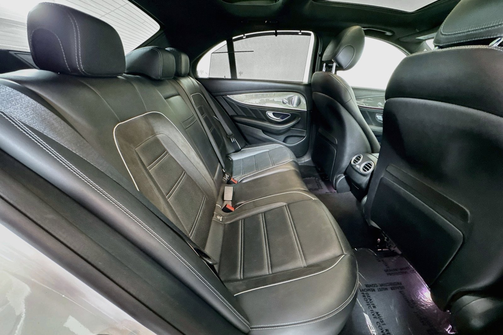 Used 2020 Designo Diamond White Metallic Mercedes-Benz AMG® E 63 S image 26