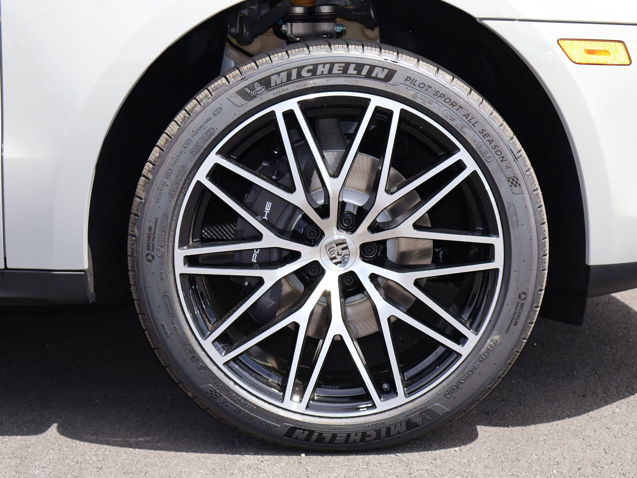 New 2026 Chalk Porsche  image 29
