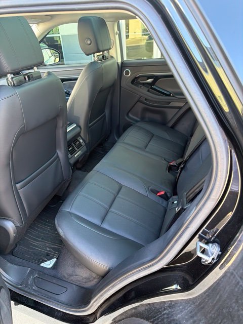 Used 2020 Black Land Rover SE image 3