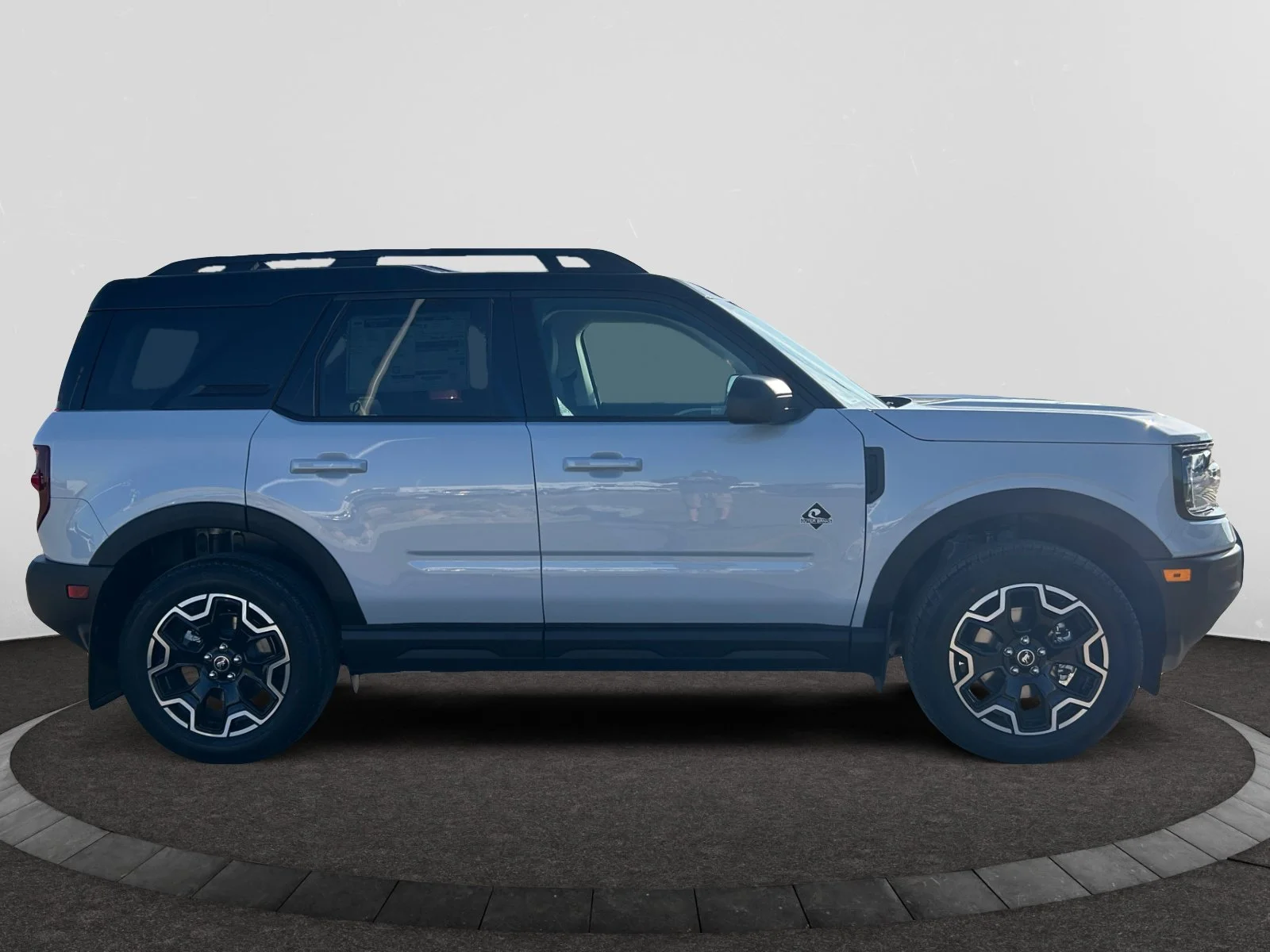 New 2026 Space White Metallic Ford Outer Banks image 6