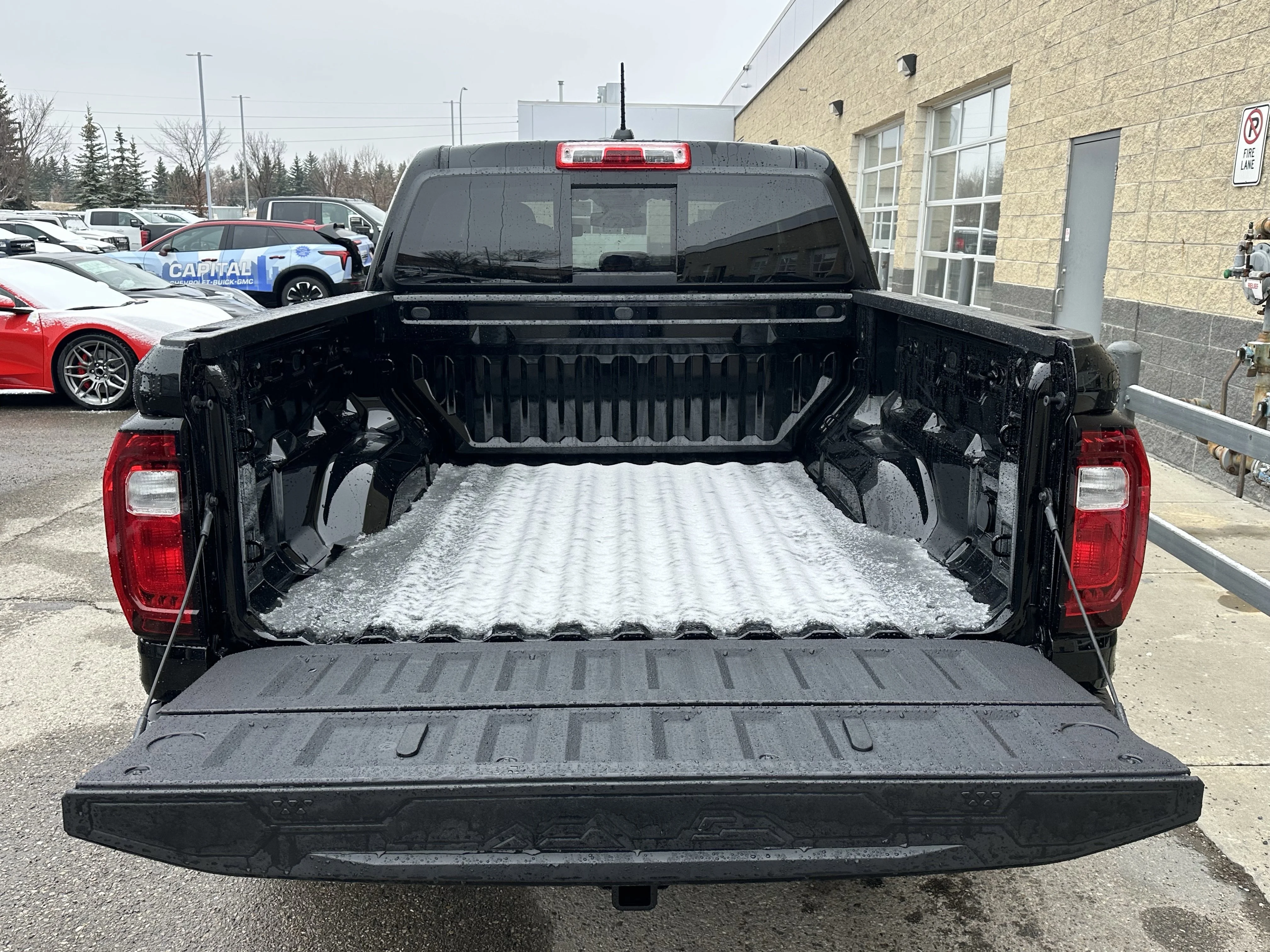 New 2026 Onyx Black GMC Elevation image 7
