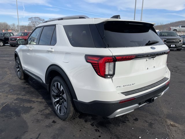 New 2026 Star White Metallic Tri-Coat Ford Platinum™ image 3