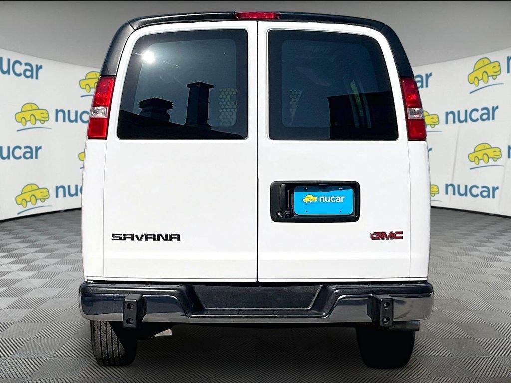 Used 2025 White GMC Work Van image 5