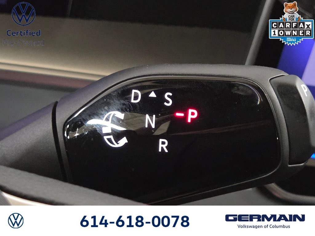 Certified Used 2025 Sandstone Volkswagen 2.0T SE R-Line Black image 30