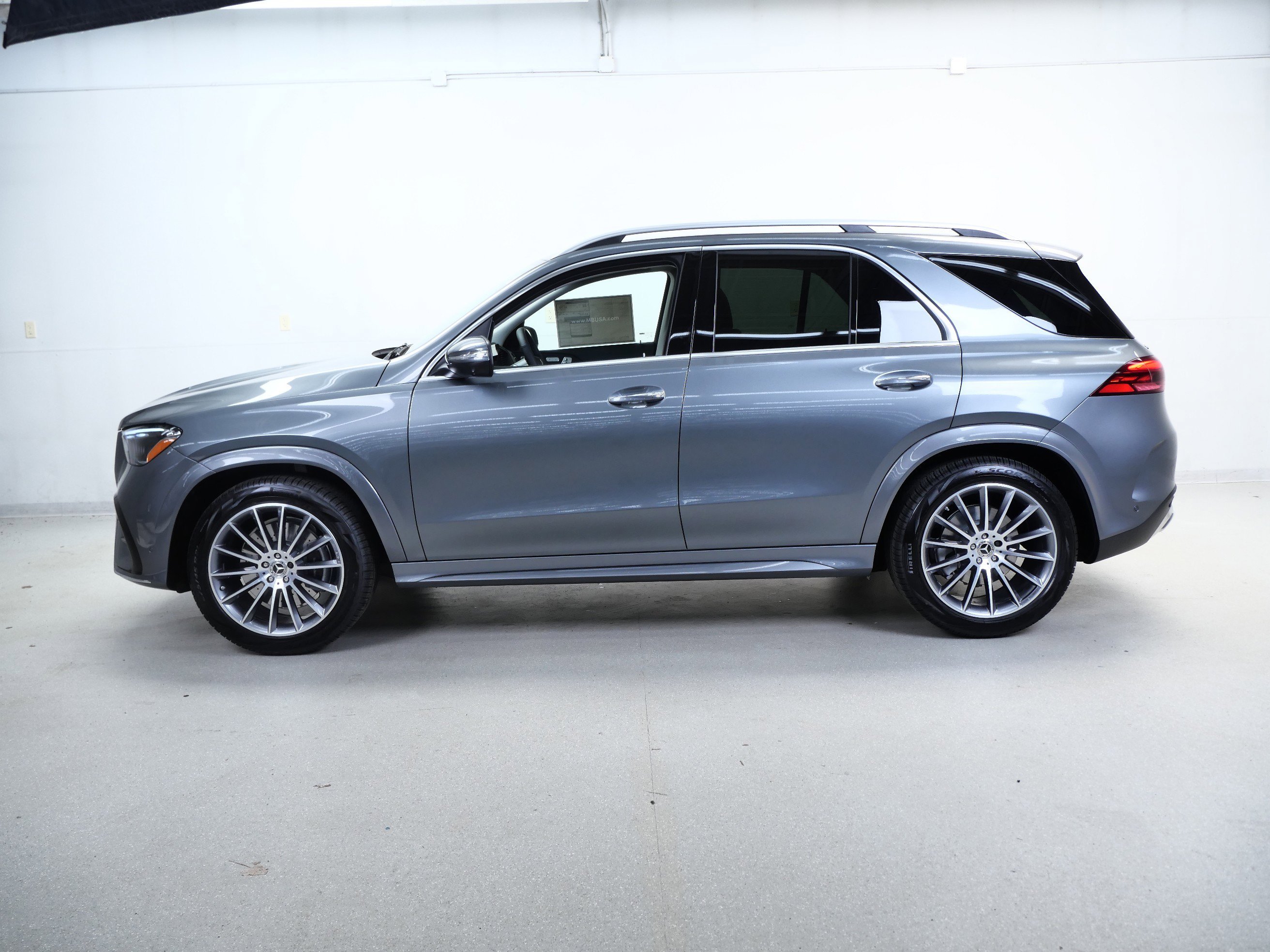New 2026 Selenite Grey Metallic Mercedes-Benz GLE 350 image 5