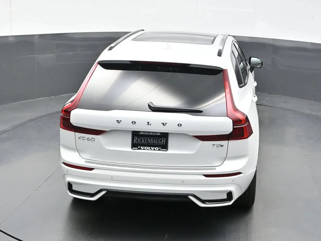 New 2027 Crystal White Volvo T8 Ultra image 35