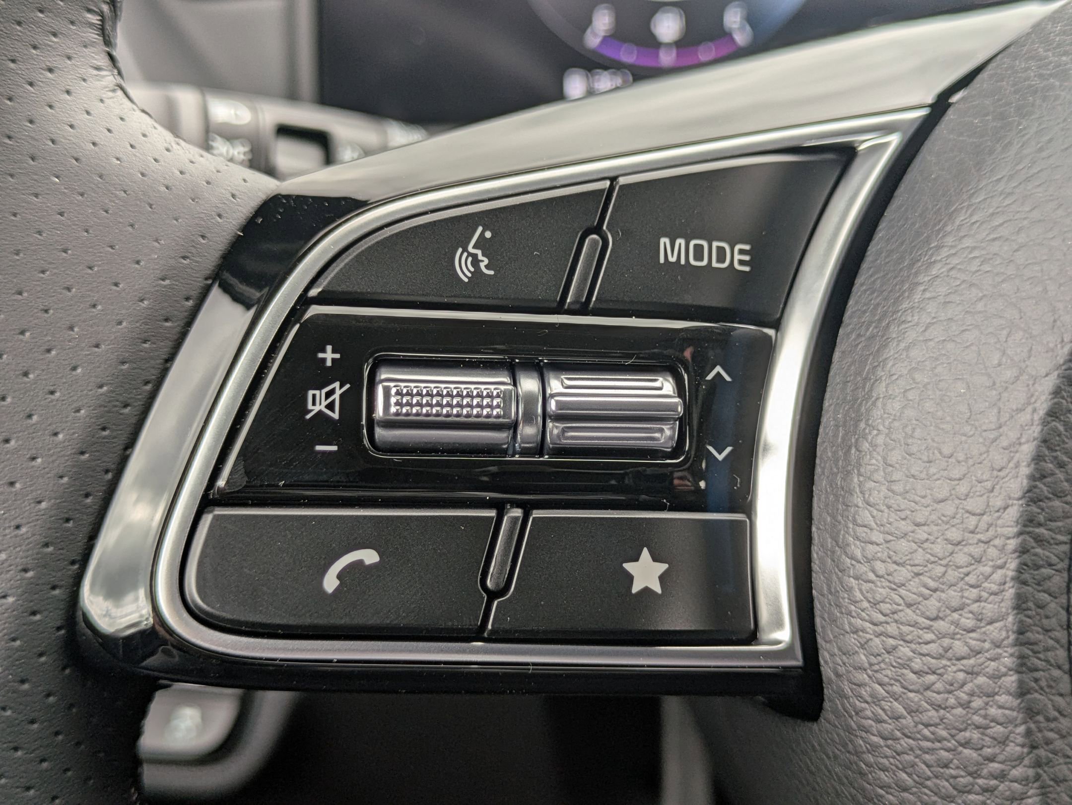 2026 Kia Seltos SX - Photo 16