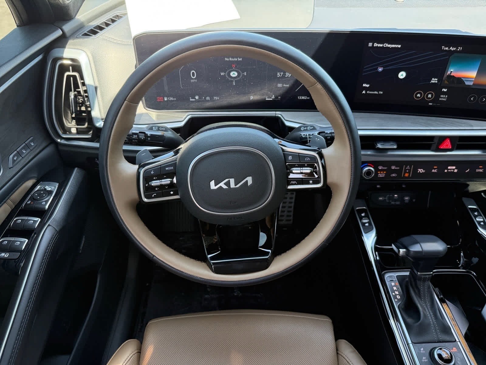 Used 2025 Panthera Metal Kia X-Line SX Prestige image 14