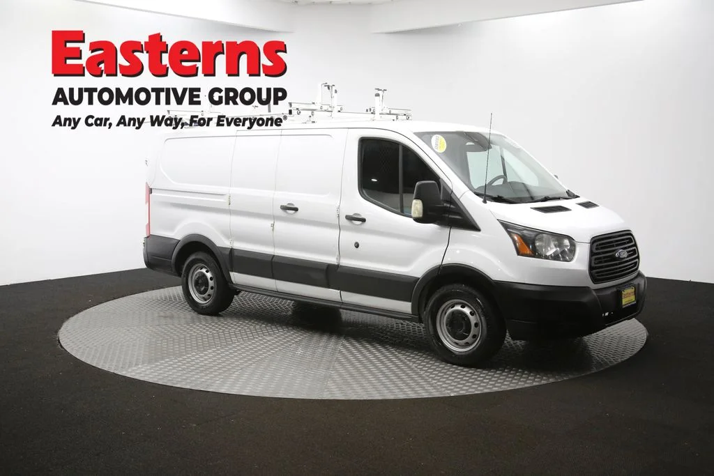 Used 2015 White Ford Base image 42