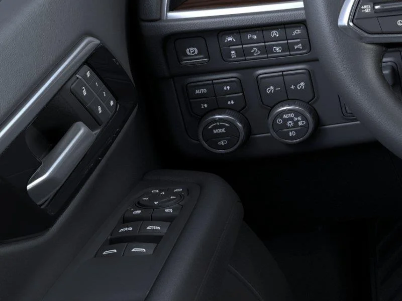New 2026 Polar White Tricoat Chevrolet High Country image 22