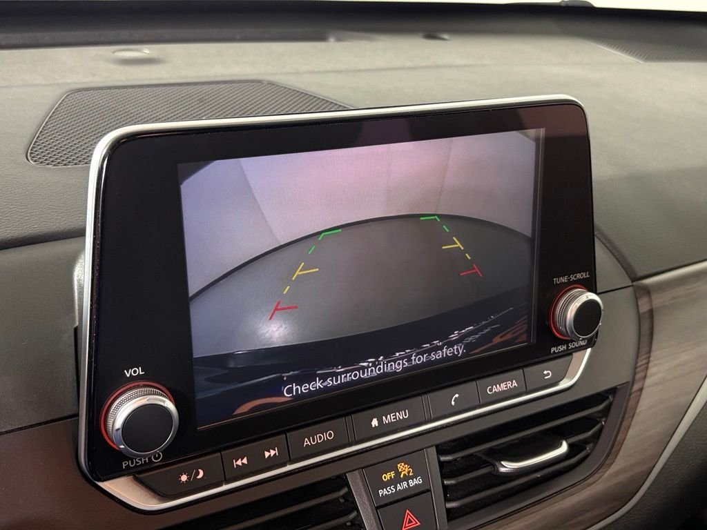 Used 2024 Black Nissan 2.5 SV image 23