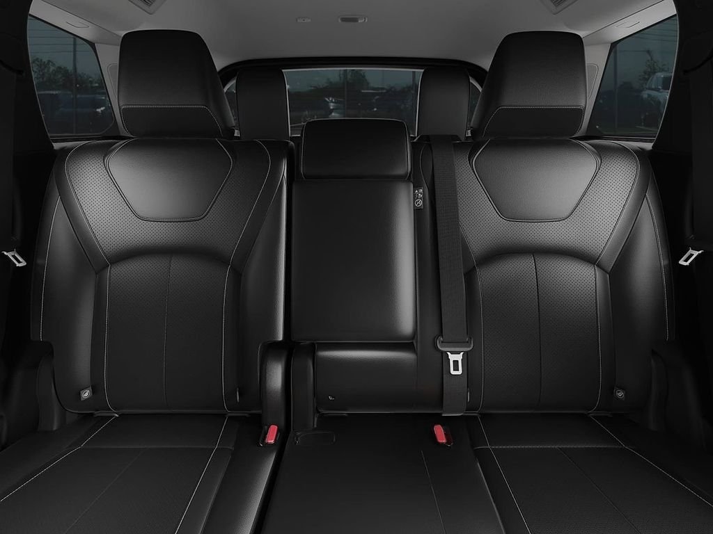 New 2027 GRAPHITE SHADOW INFINITI Luxe AWD image 8