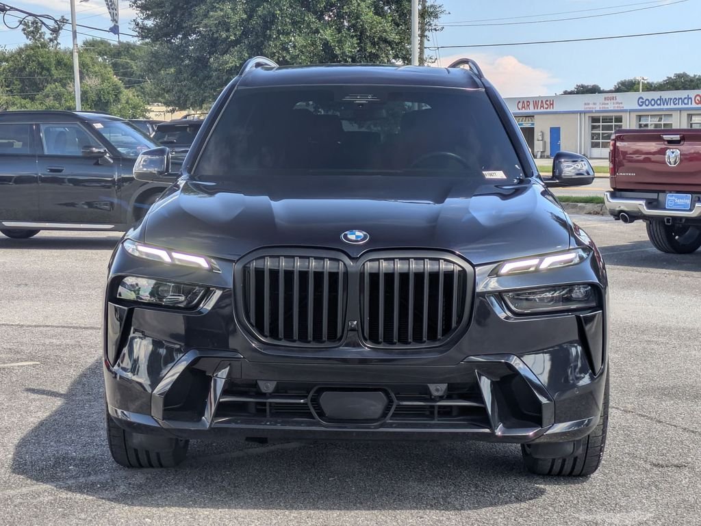 Used 2026 Black BMW xDrive40i image 8