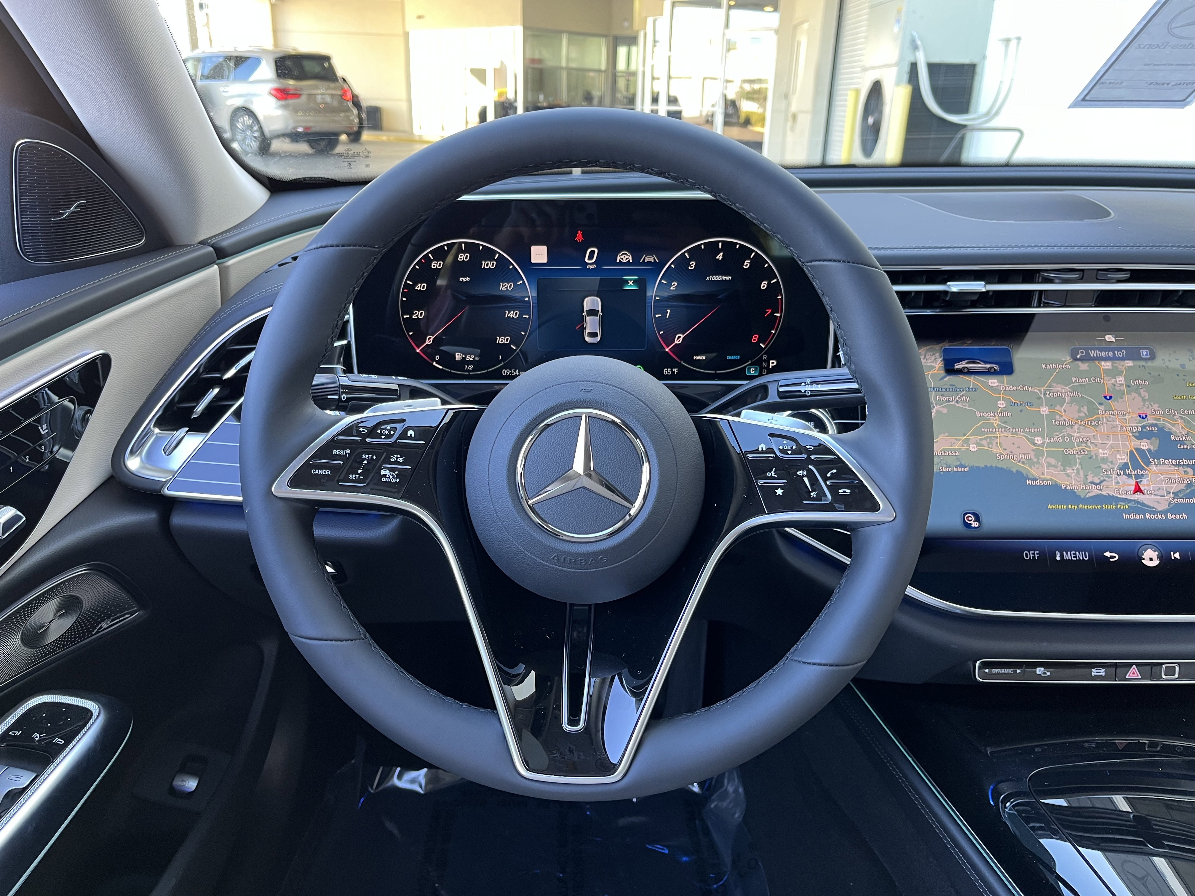New 2026 MANUFAKTUR Patagonia Red Mercedes-Benz E 350 image 19