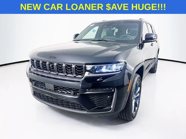 New 2026 Diamond Black Crystal Pearl-Coat Exterior Paint Jeep  image 3