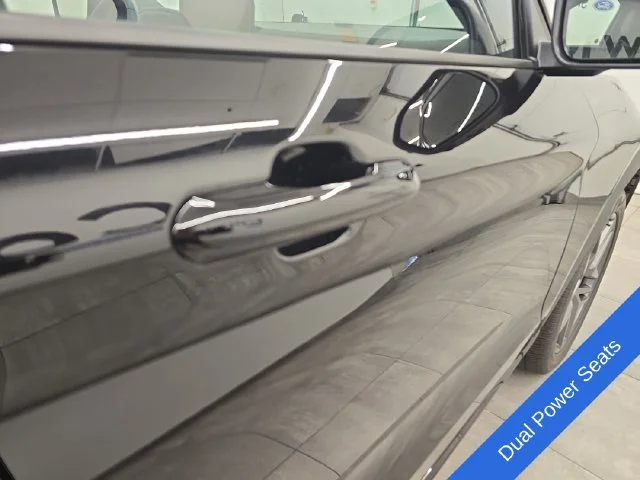 New 2026 Agate Black Metallic Ford ST image 9