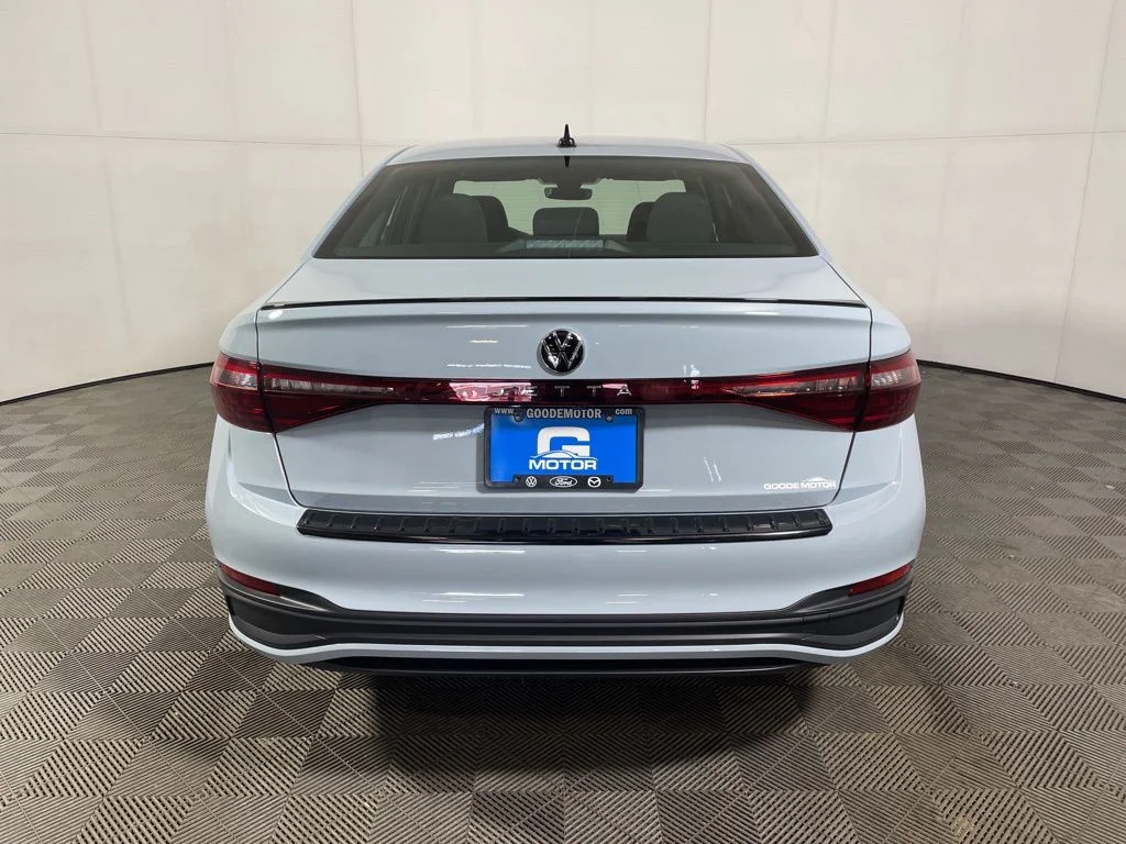 2026 Volkswagen Jetta Sport - Photo 6