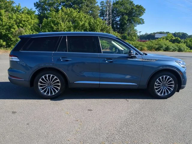 Used 2020 Blue Lincoln Reserve image 6
