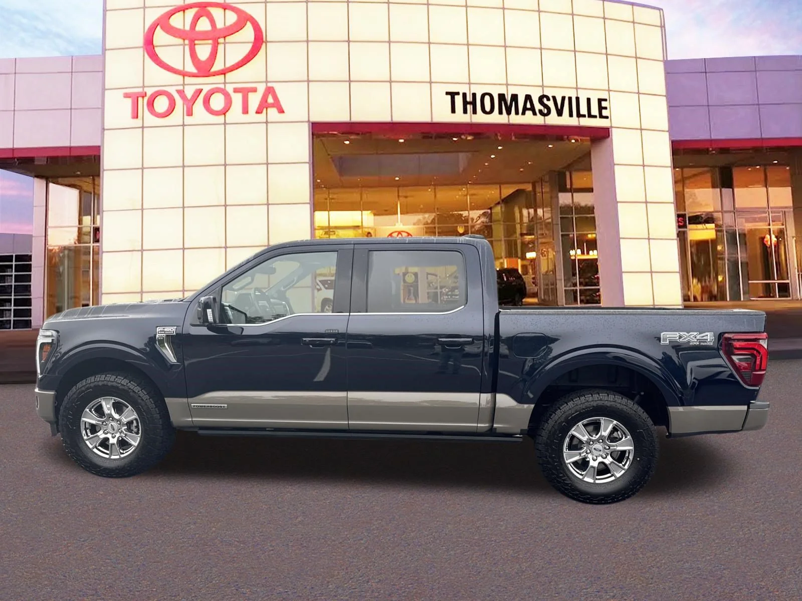 Used 2025 Blue Metallic Ford King Ranch image 8