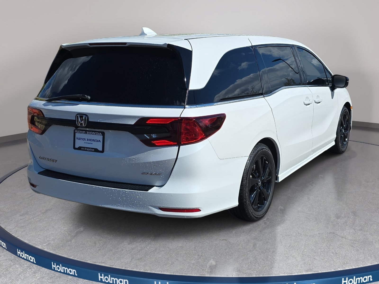 Used 2024  Honda Sport image 6
