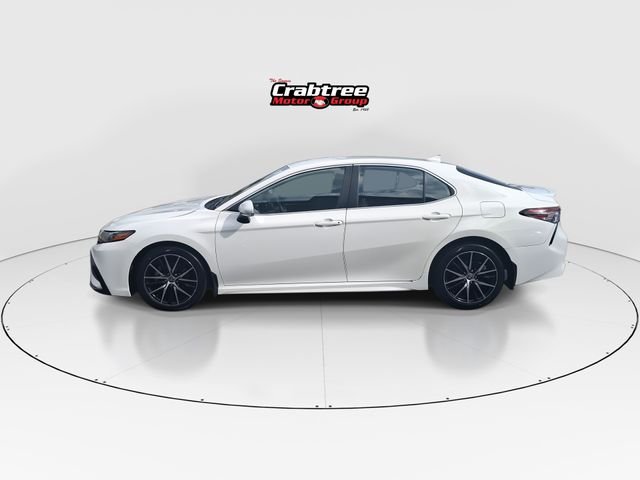 Used 2024 White Toyota SE image 5
