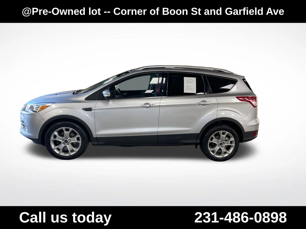 Used 2014 Silver Ford Titanium image 2