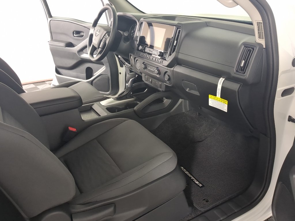 New 2026 Glacier White Nissan King Cab® S image 14