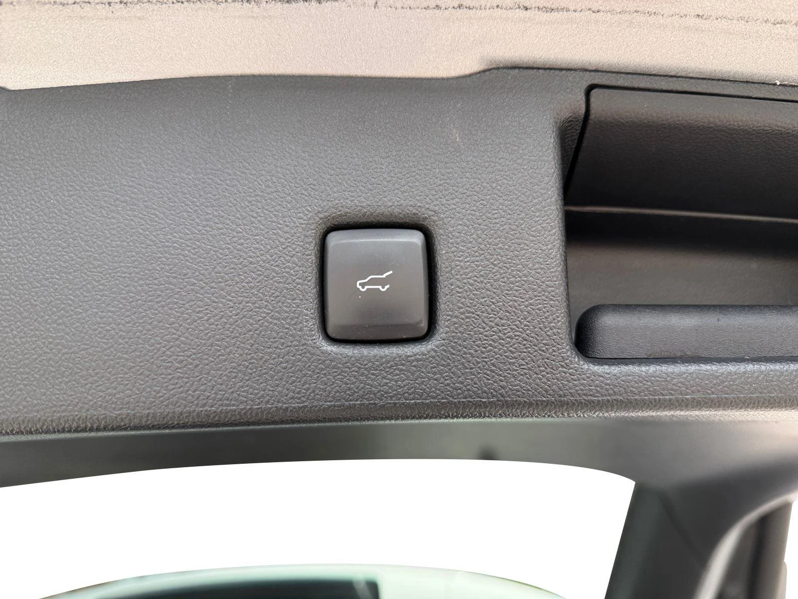Used 2024 Iconic Silver Ford Active image 22