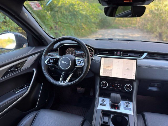 New 2026 Santorini Black Jaguar P250 R-Dynamic S image 28