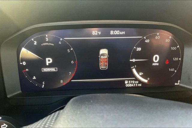 Used 2025  Mitsubishi SE image 15