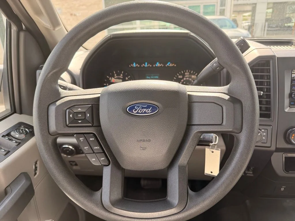 Used 2020 White Ford XL image 20