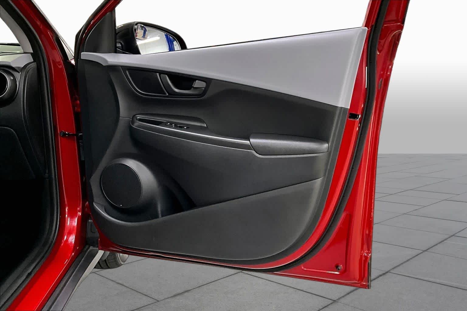 Used 2019 Black Roof Hyundai SEL image 23