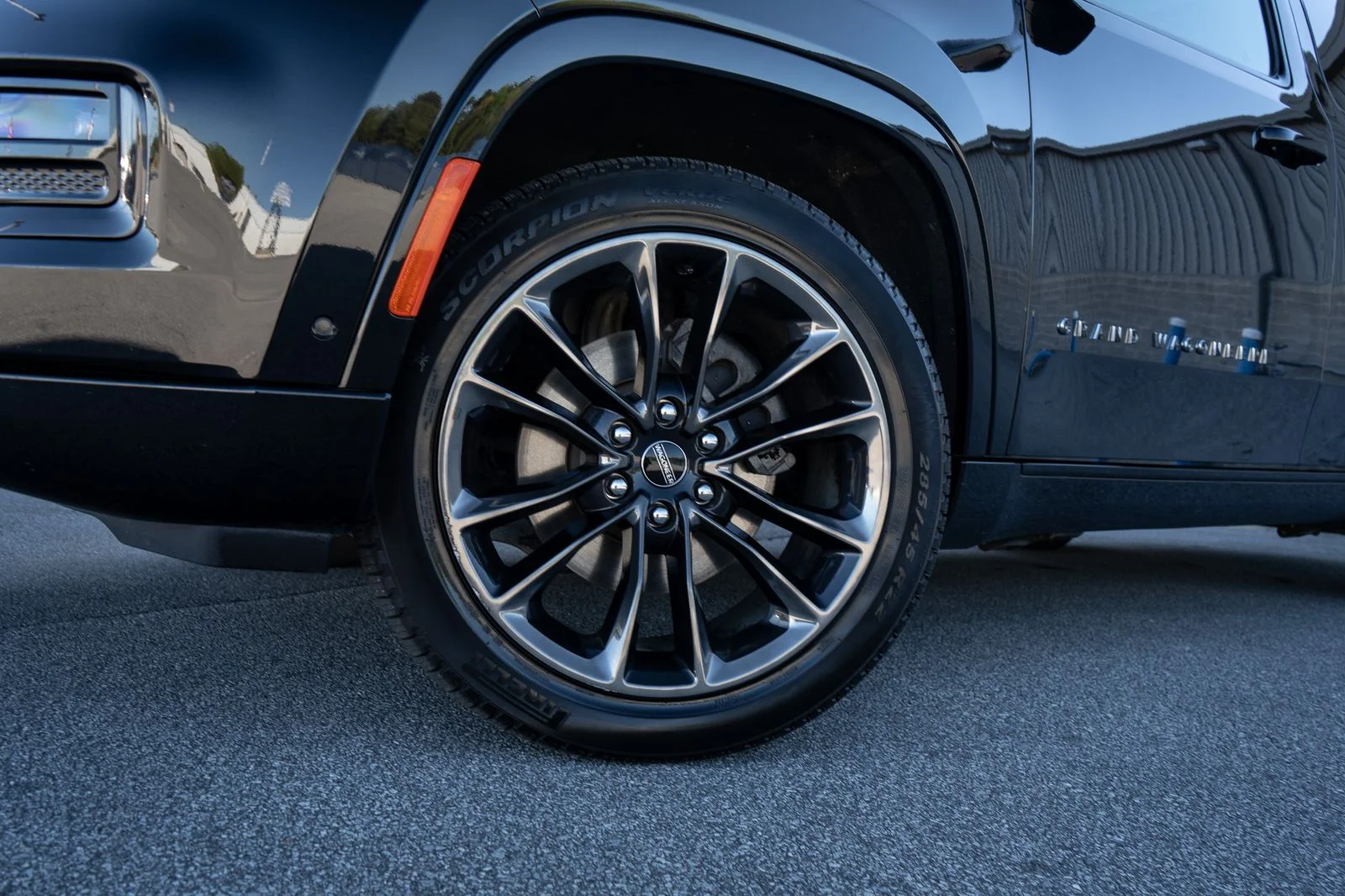 Used 2024 Diamond Black Jeep Series II image 7