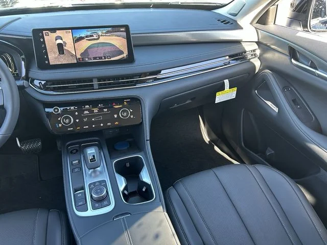New 2027 GRAND BLUE INFINITI Luxe AWD image 18