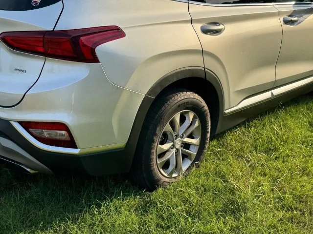 Used 2020 Silver Hyundai SEL image 16